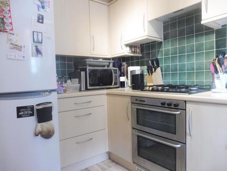 2 bedroom terraced house to rent - Photo 5