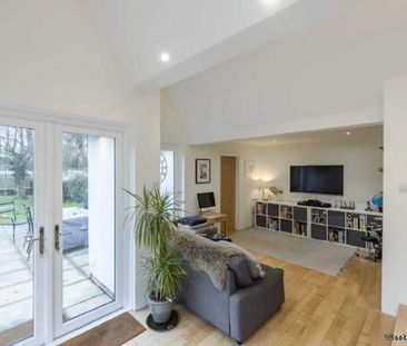 4 bedroom property to rent in Tring - Photo 1