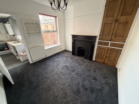 Boughton Green Road, Northampton - Photo 2