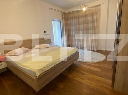 Apartament cu 2 camere, 87mp,parcare, prima inchiriere, zona Parcul Cerntral - Photo 3