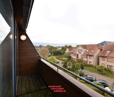 Zeer lichtrijk appartement met 2 slaapkamers en terras - Photo 2