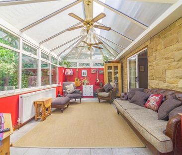 4 bedroom detached house to rent - Photo 3