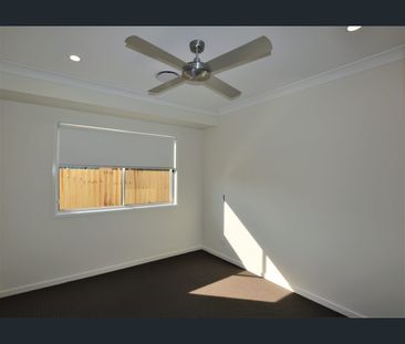 6 Rufous Circuit, Pallara, Qld 4110 - Photo 3
