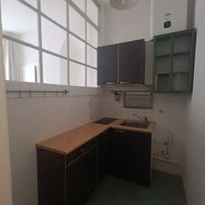 À louer / Appartement F1 bis / BESANCON CENTRE VILLE - BATTANT 42 rue Battant - Photo 3