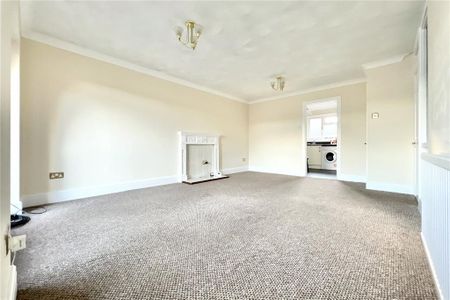 2 bedroom maisonette to rent - Photo 2