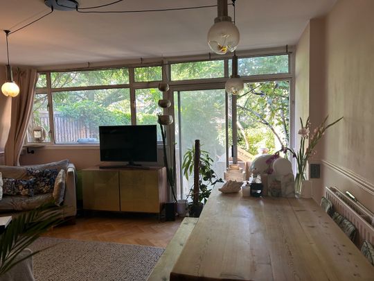 2 Bed Maisonette, Ballance Road, E9 - Photo 1