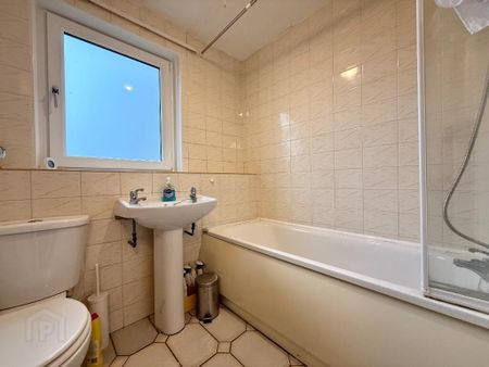 8 Ascott House, Windsor Avenue North, Belfast, BT9 6EL - Photo 3