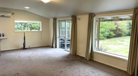 Garden Setting - Photo 5