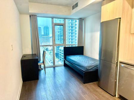 For Lease - 30 Ordnance Street Unit# 1104, Toronto, Ontario - Photo 2