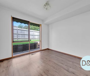 Well-Presented 4 Bedroom Family Home - Photo 3