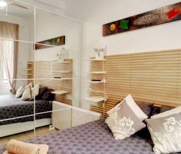 Modern and light 3-bedroom 2-bathroom apartment with wifi in Atocha - Foto 6