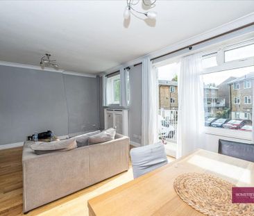 3 bedroom flat to rent - Photo 3