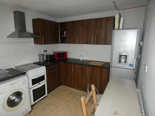 6 bedroom house share to rent - Photo 1