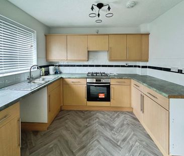 3 bedroom terraced house to rent - Photo 6