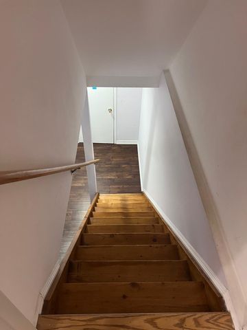 For Lease - 2899 Westoak Trails Boulevard, Oakville, Ontario - Photo 2