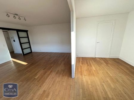 Appartement à louer 4 pièces 77.4m² - Photo 3