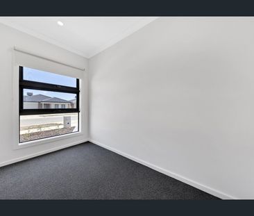 Perfect Family Home In Heart Of Wallan! - Photo 6