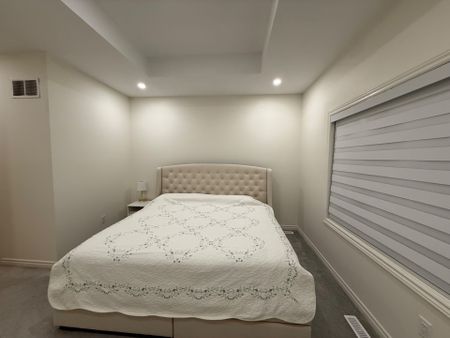 For Lease - 70 FRUITFUL Crescent, Whitby, Ontario - Photo 5