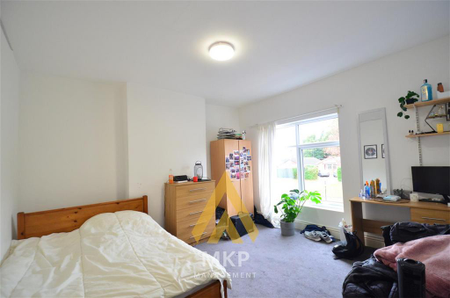 5 bedroom terraced house to rent - Photo 5