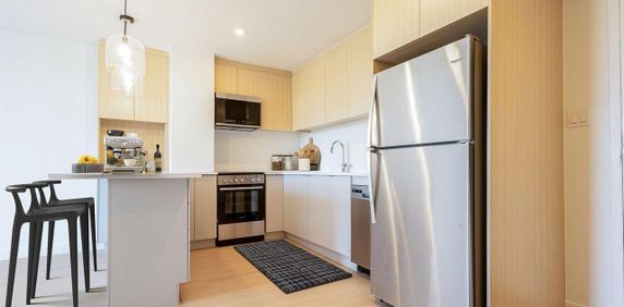 1 chambre - 1825 Ste Rose Street, Montréal - Photo 2