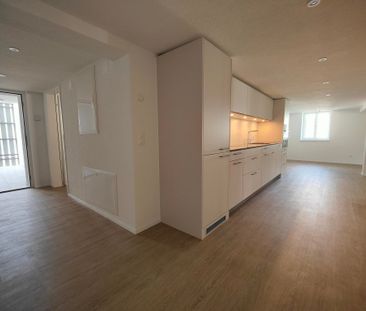 3.5 Zimmer, 98 m², 1. Stock - Photo 3