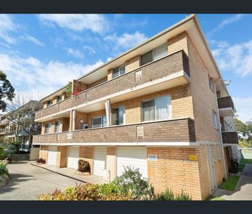 2-Bedroom Apartment with Ample Storage in the Heart of Bexley - Photo 5