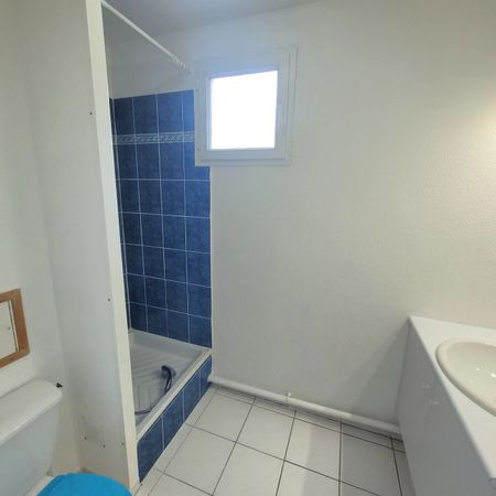Location Appartement 1 pièce 21m² VENELLES 13770 - Photo 3