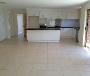 40 Dagmar Berne Street, Macgregor ACT, Belconnen - Photo 1