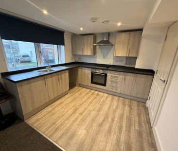 Newton Road, Yeovil, Somerset - Photo 2