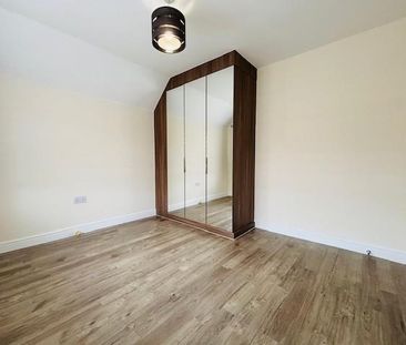 4 bedroom detached house to rent - Photo 6