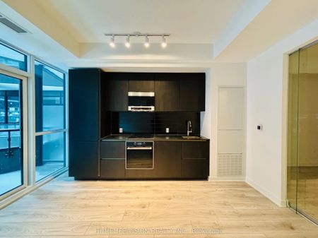 110 Broadway Avenue #211 - Photo 5