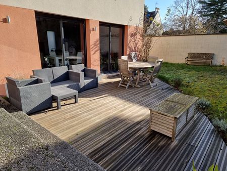 Location Maison 7 pièces 200m² - Photo 2