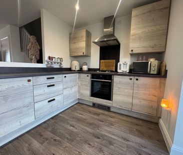 2 bedroom terraced house to rent - Photo 5