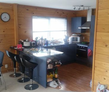 Cosy Tidy Two Bedroom Home - Photo 4