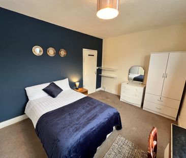 Room in a Shared House, Islingword Place, BN2 - Photo 2