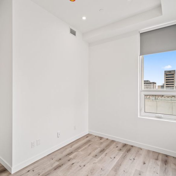 171 Donald – The Selanne, Winnipeg, MB - Photo 1