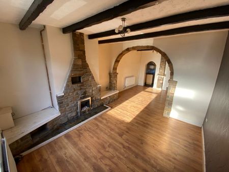 2 bed Terraced - To Let - Photo 2