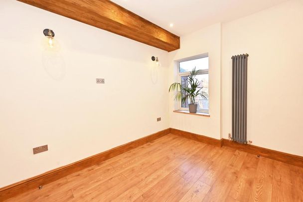 4 bedroom house to rent - Photo 1