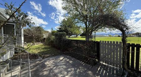 Two Bedroom Home with Oliver Park on the Doorstep - Photo 5