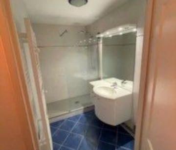 Appartement très lumineux dans résidence récente avec ascenseur et ... - Photo 1