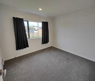 Near-New Modern and Comfortable Apartment - Photo 3