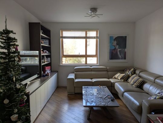 Room in a Shared Flat, Kyle House, NW6 - Photo 1