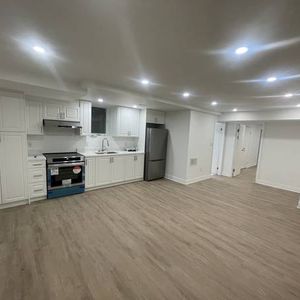 Brand New Legal 3 Bedroom Basement Apartment (Windfields Oshawa) - Photo 2