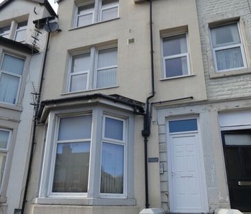 Palatine Road Flat 3 - Photo 6