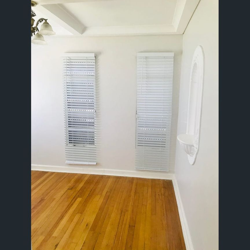 Comfortable Family Home in Prime Doveton Location! - Photo 1