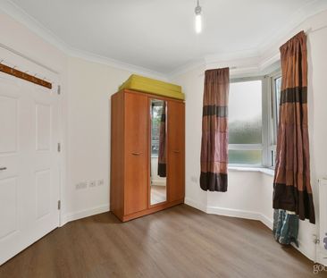 Nelson Grove Road, London, SW19 - Photo 3