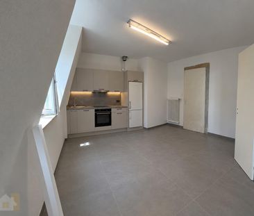 Frisch renovierte 4.5 Zimmer Wohnung nähe Bahnhof - Photo 2