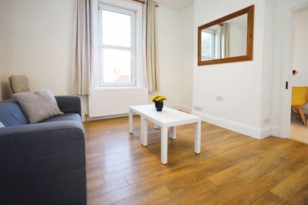 2 bedroom house to rent - Photo 2