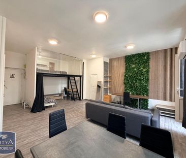 Location Appartement 1 pièce 45m² MARSEILLE 8ème - Photo 2
