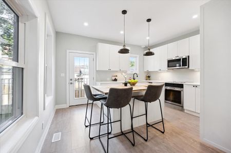 For Lease - 68 Spruce Street, Cambridge, Ontario - Photo 4